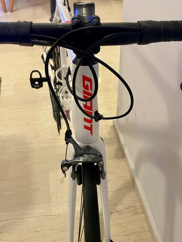 Giant TCR Advanced 2 2019 2019 Road & Gravel d'occasion — image 4 sur 7