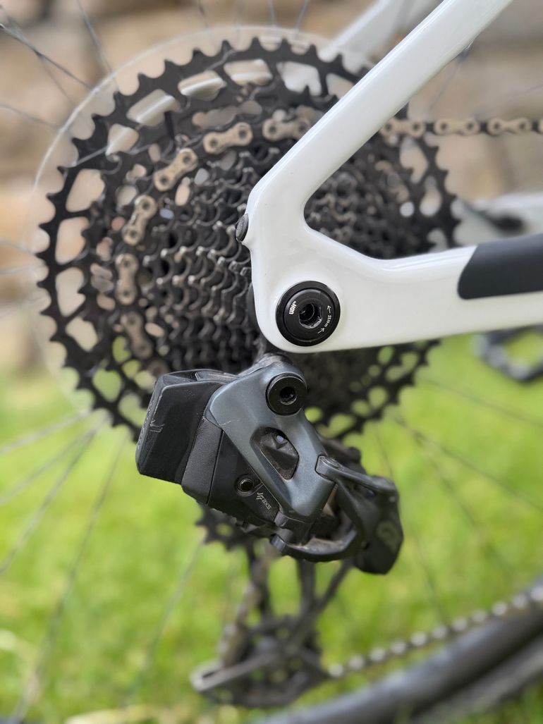Used Canyon Roadlite:ONfly SRAM GX Eagle AXS 2025 Road & Gravel, White — image 6 of 7