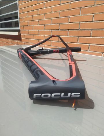 Focus Izalco Frameset 2015 Road & Gravel usato, Nero — immagine 14 di 20