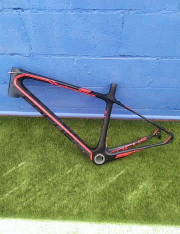 Focus Izalco Frameset 2015 Road & Gravel usato, Nero — immagine 9 di 20