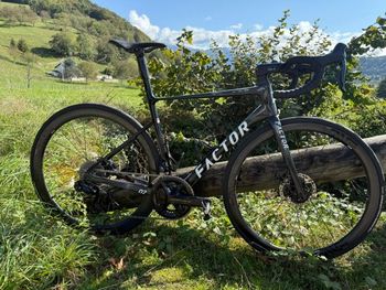 Used Factor O2 VAM - Shimano Dura-Ace 2024 2024 Road & Gravel