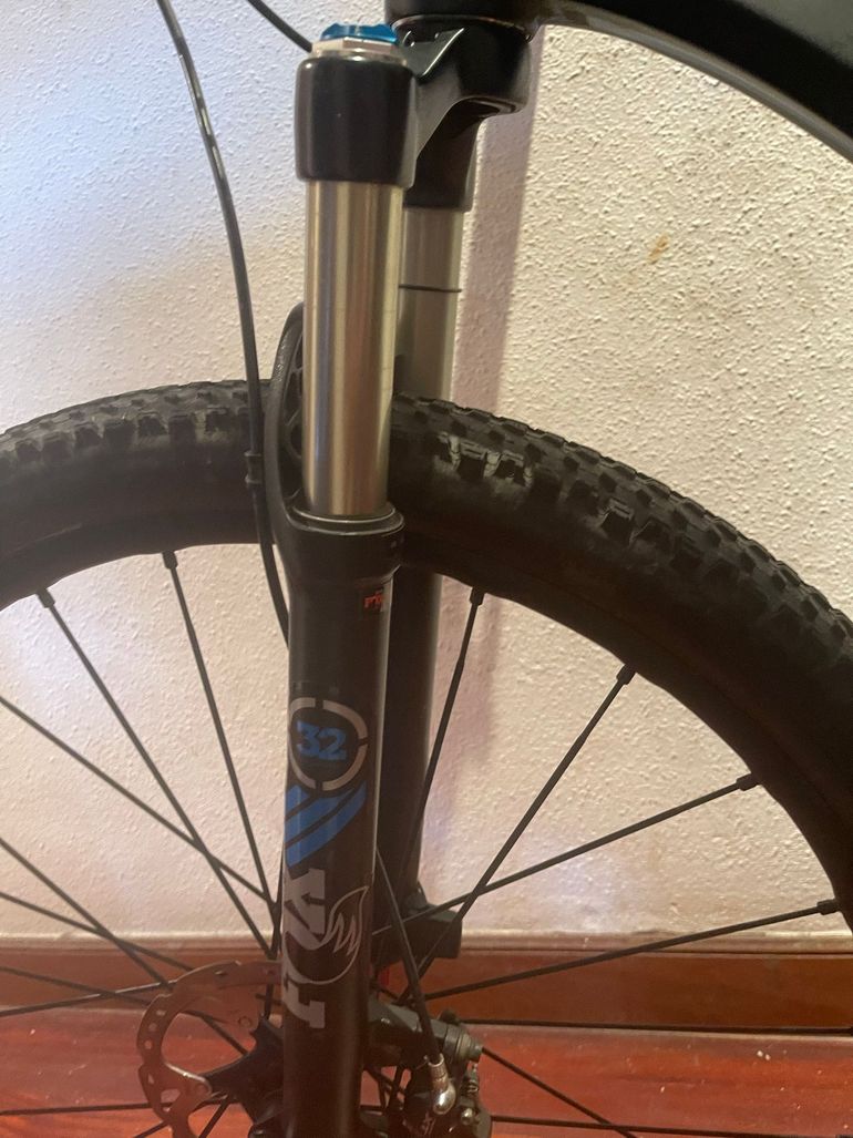 Used Orbea Oiz Shimano Deore XT 2016 Mountainbike, Black — image 10 of 15