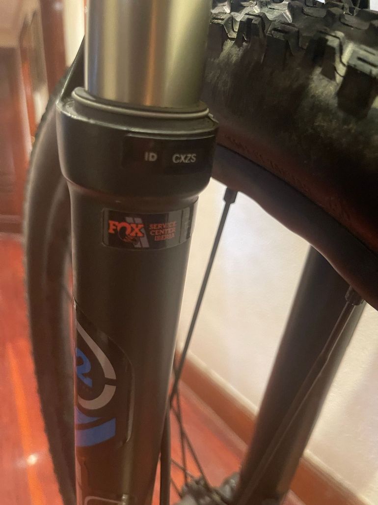 Used Orbea Oiz Shimano Deore XT 2016 Mountainbike, Black — image 4 of 15