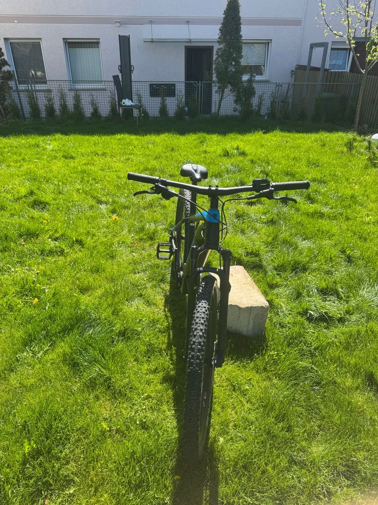 Brugt Trek Powerfly 5 Gen 4 2024 2024 Mountainbike — billede 4 af 7