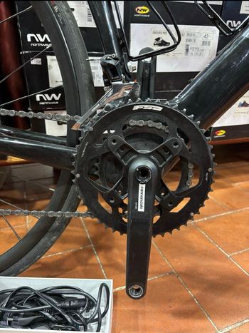 Used Cannondale Supersix Shimano 105 2020 Road & Gravel, Black — image 3 of 8