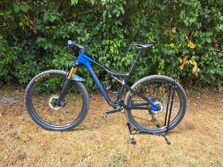 Brugt Orbea OIZ M PRO TR 2022 2022 Mountainbike — billede 1 af 5