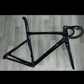 Specialized Tarmac SL7 Expert 2024 Frameset 2024 Road & Gravel usato, Verde — immagine 1 di 3