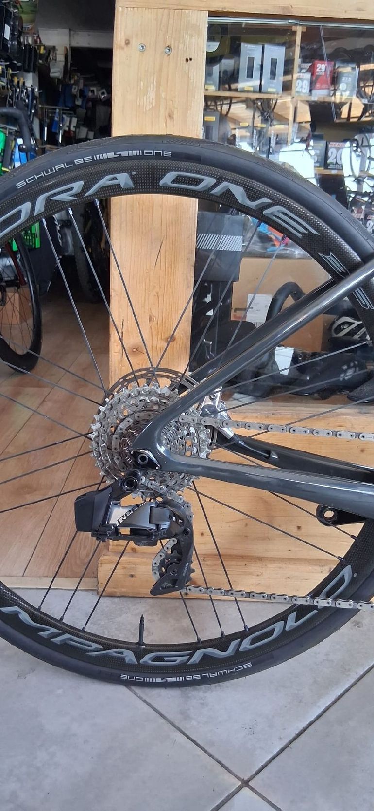 Cannondale SuperSix EVO SRAM Red eTap AXS 2021 Road & Gravel de segunda mano, Naranja — imagen 4 de 8
