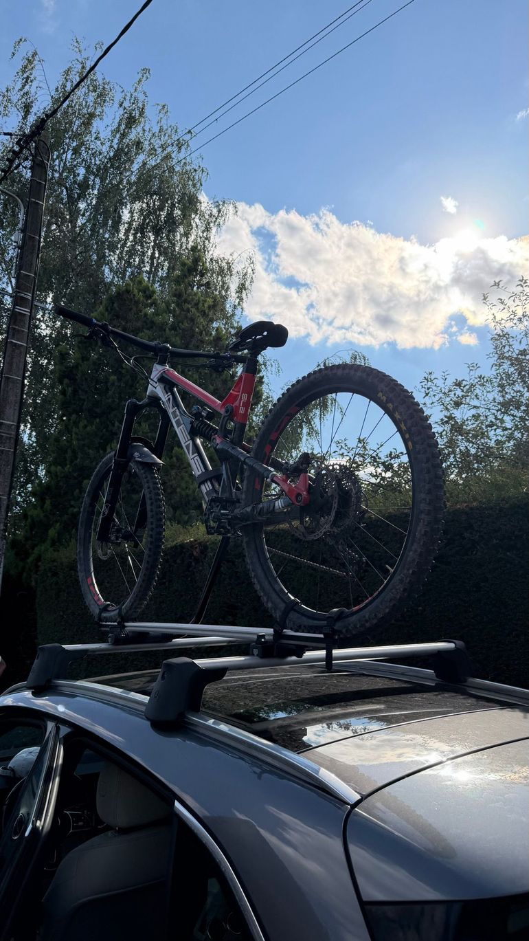 Gebrauchtes Intense TRACER Pro 2021 2021 Mountainbike, Schwarz, 27.5 — Bild 2 von 3