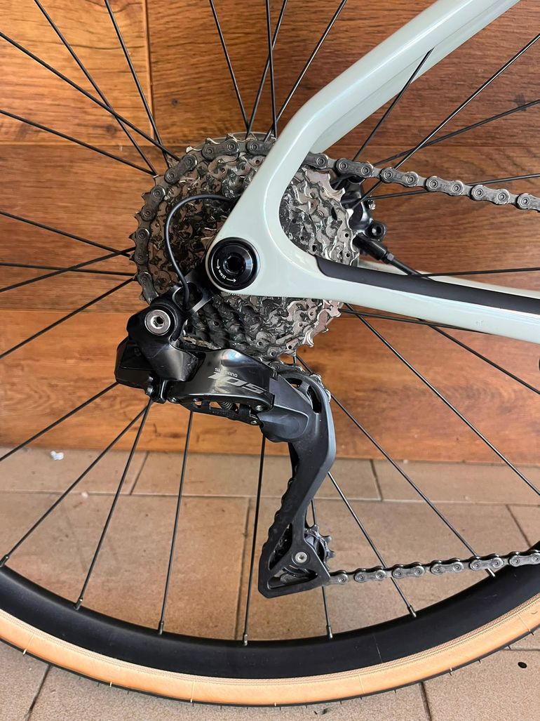 Cannondale Synapse Carbon 4 2026 2026 Road & Gravel usato, Bianco — immagine 3 di 16