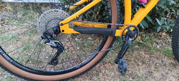 Santa Cruz Chameleon Shimano SLX 2023 Mountainbike d'occasion — image 3 sur 8