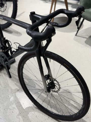 Käytetty Specialized Aethos 2022 Road & Gravel — kuva 2 / 7