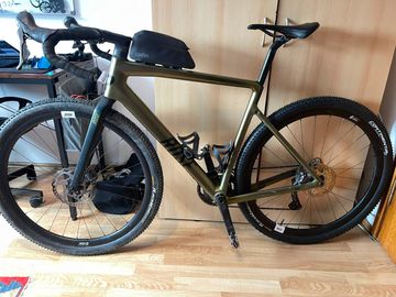 Używany Rose Backroad GRX RX820 2024 2024 Road & Gravel — zdjęcie 2 z 8
