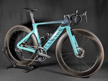 Brugt Canyon Aeroad CF SLX 8 Di2 2024 2024 Road & Gravel — billede 3 af 21