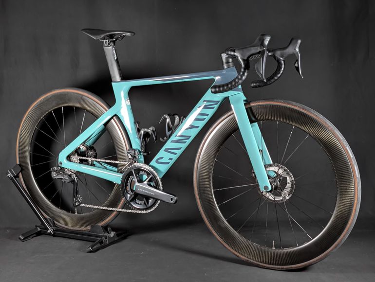 Brugt Canyon Aeroad CF SLX 8 Di2 2024 2024 Road & Gravel — billede 3 af 21