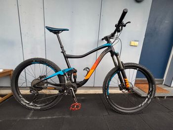 Used Giant Trance 2 2017 2017 Mountainbike, Orange, 27.5 — image 11 of 11
