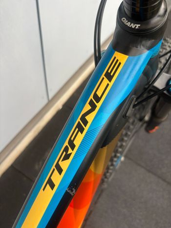 Used Giant Trance 2 2017 2017 Mountainbike, Orange, 27.5 — image 9 of 11
