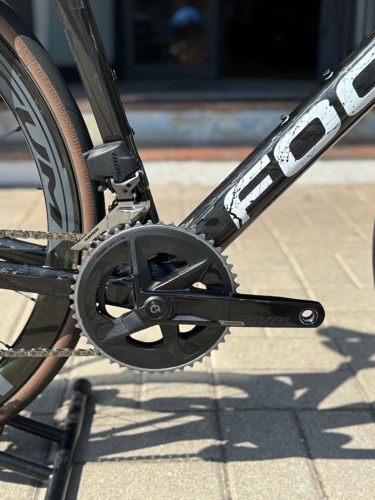 Used Focus Izalco SRAM Rival eTap AXS 2023 Road & Gravel, Black — image 4 of 13