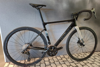 Käytetty Wilier Rave SL SHIMANO 105 Di2 R7170 2X12S 2024 2024 Road & Gravel