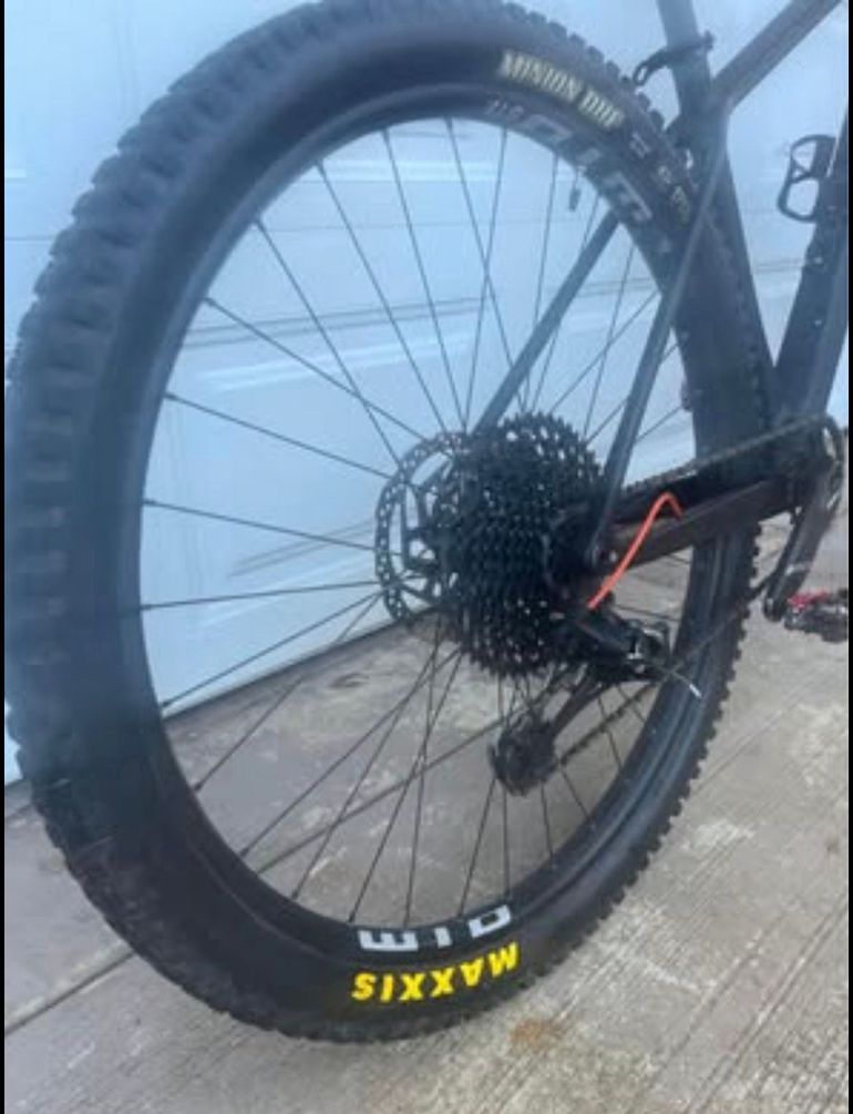 Used GS EAGLE Custom SRAM X01 Eagle AXS 2017 Mountainbike, Black — image 6 of 9