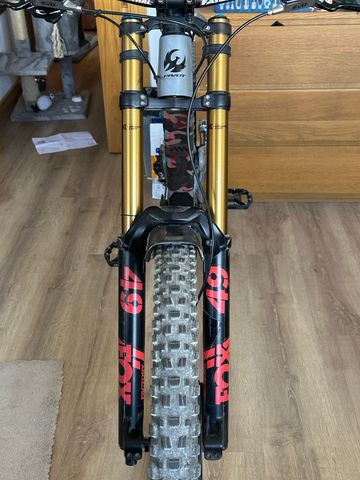 Tweedehands Pivot Phoenix 29 Pro Saint 2019 2019 Mountainbike — afbeelding 16 van 26