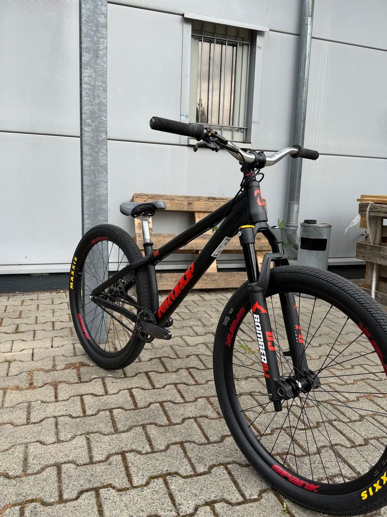 Gebrauchtes Airdrop Fade Works 2020 2020 Mountainbike, Schwarz, 26 — Bild 2 von 7