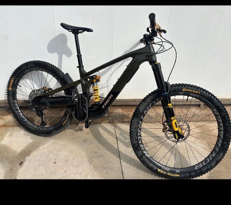 Brugt Trek Slash+ 9.7 SLX/XT 2025 2025 Mountainbike — billede 2 af 3