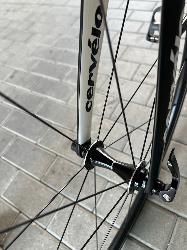 Used Cervélo S5 Shimano 105 2017 Road & Gravel, Black — image 18 of 18