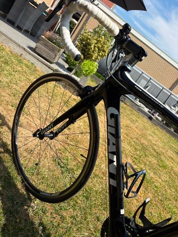Used Giant TCR Advanced 2 2017 2017 Road & Gravel, Black — image 5 of 5