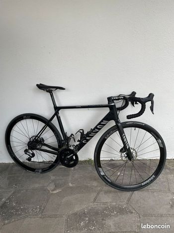 Canyon Ultimate CF SL Disc 8.0 2020 2020 Road & Gravel de segunda mano