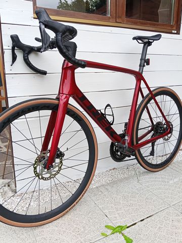 Brugt Trek Emonda Shimano 105 Di2 2025 Road & Gravel — billede 3 af 5