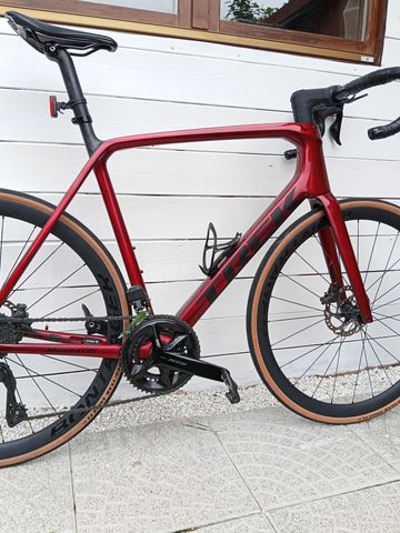 Brugt Trek Emonda Shimano 105 Di2 2025 Road & Gravel — billede 2 af 5