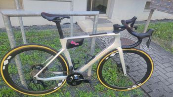 CUBE AGREE C:62, SLT 2024 2024 Road & Gravel usato, Grigio chiaro — immagine 2 di 12