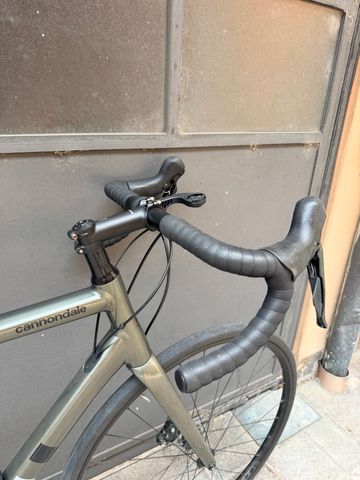 Used Cannondale Caad Shimano 105 2021 Road & Gravel, Green — image 8 of 13