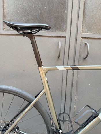 Used Cannondale Caad Shimano 105 2021 Road & Gravel, Green — image 4 of 13