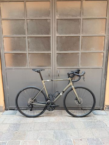 Used Cannondale Caad Shimano 105 2021 Road & Gravel