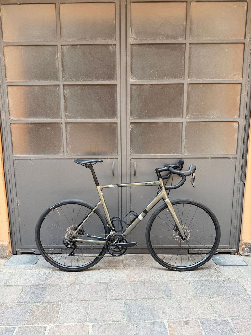 Used Cannondale Caad Shimano 105 2021 Road & Gravel