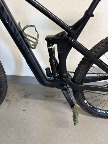 Used Canyon Strive CF 8.0 2020 2020 Mountainbike, Black, 29 — image 5 of 9
