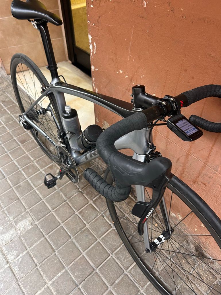 Použité Trek Custom SRAM Red eTap AXS 2019 Road & Gravel — obrázek 3 z 21