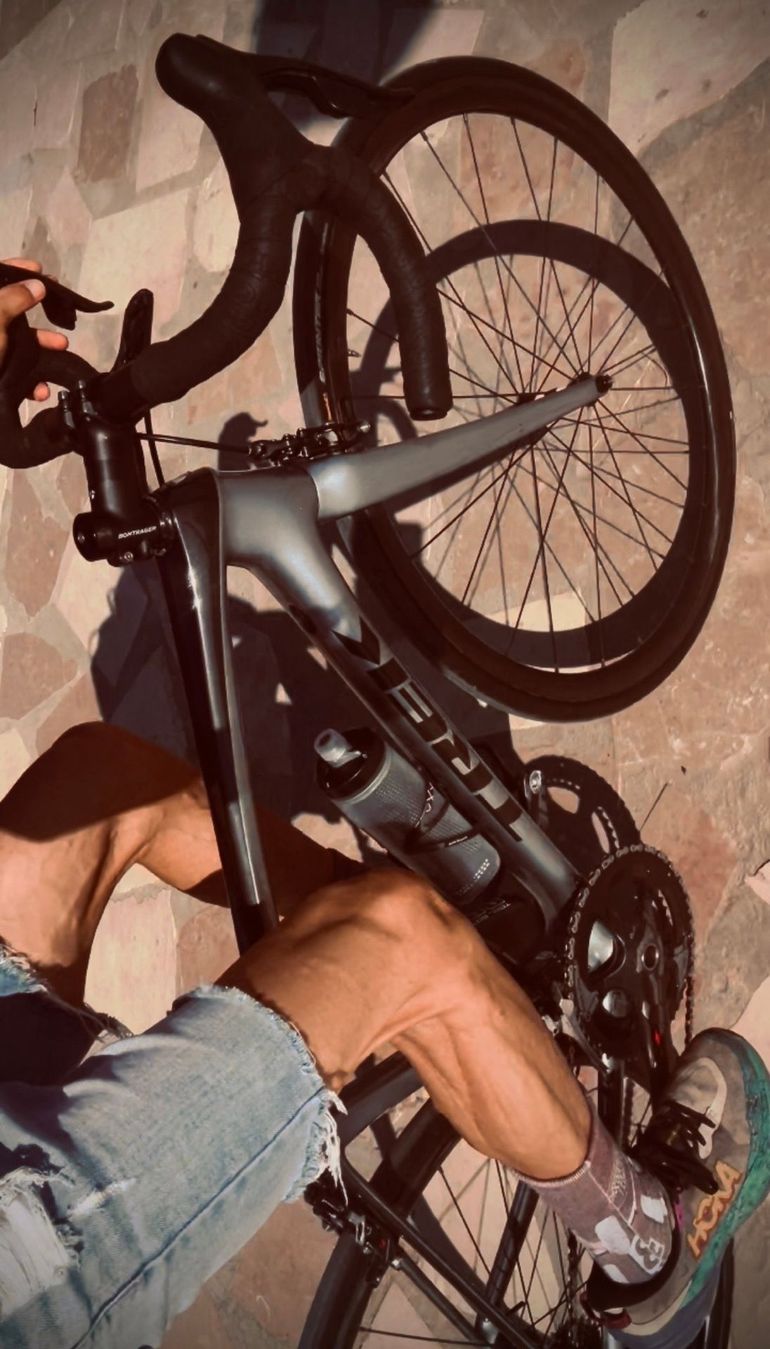 Used Trek Custom SRAM Red eTap AXS 2019 Road & Gravel, Light Gray — image 25 of 27