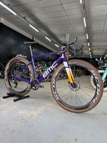 BMC Kaius 01 AXS 2024 2024 Road & Gravel usato, Blu — immagine 2 di 24