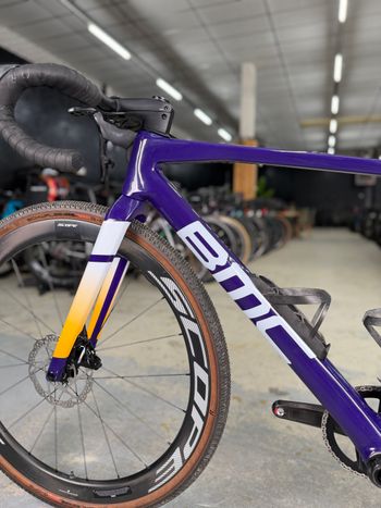 BMC Kaius 01 AXS 2024 2024 Road & Gravel usato, Blu — immagine 20 di 24