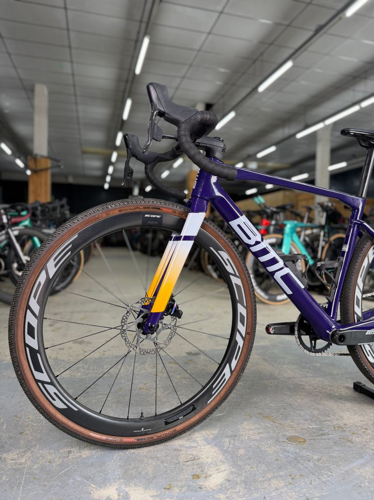 BMC Kaius 01 AXS 2024 2024 Road & Gravel usato, Blu — immagine 18 di 24