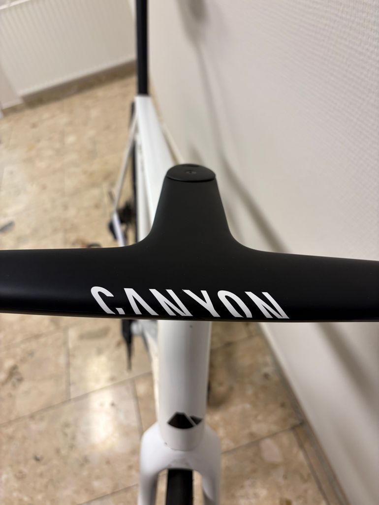 Canyon Ultimate CF 7 2026 2026 Road & Gravel d'occasion — image 6 sur 6