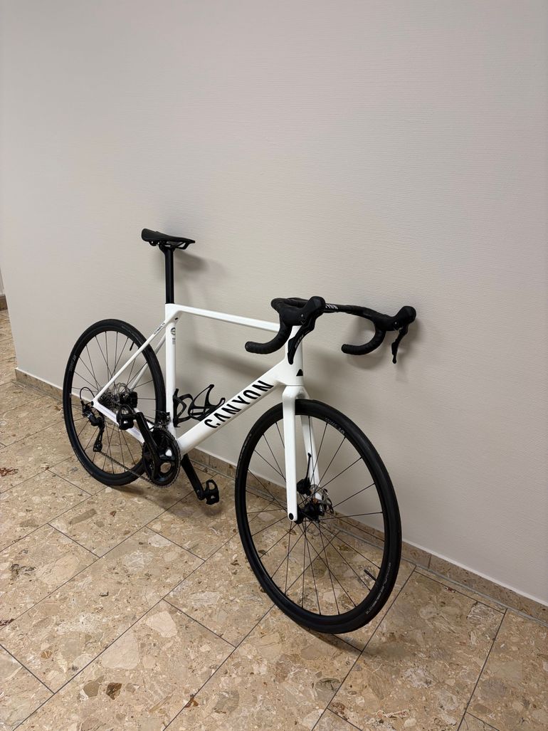 Canyon Ultimate CF 7 2026 2026 Road & Gravel d'occasion — image 2 sur 6