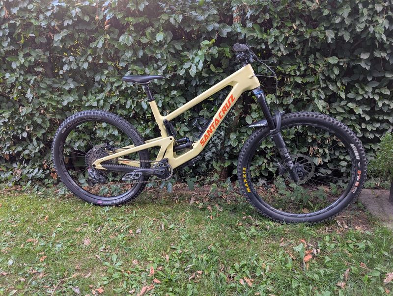Used Santa Cruz Nomad SRAM GX Eagle AXS 2025 MTB