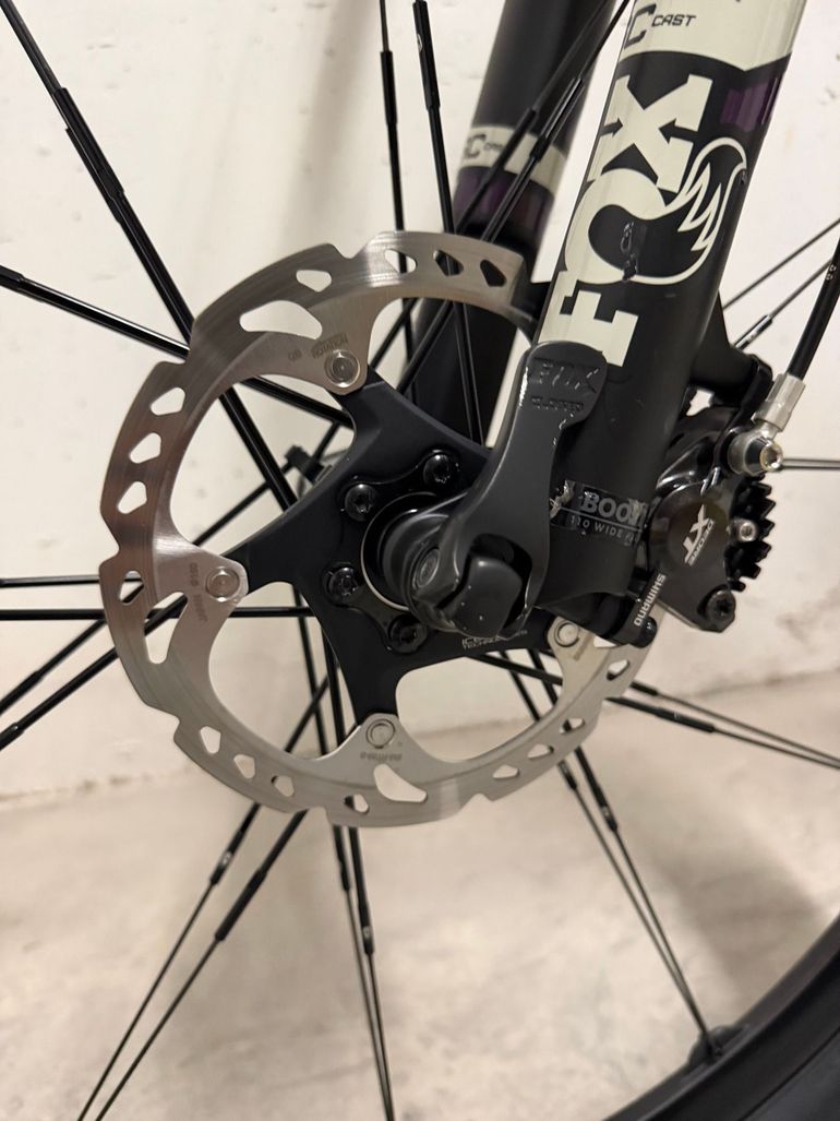 Santa Cruz Blur XE C 2018 2018 Mountainbike d'occasion — image 4 sur 11