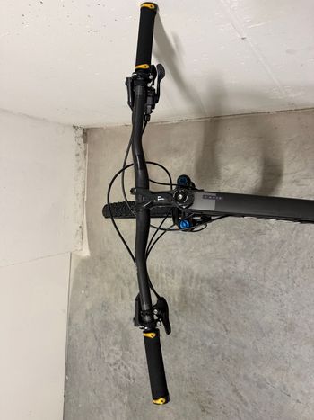Santa Cruz Blur XE C 2018 2018 Mountainbike d'occasion — image 5 sur 11