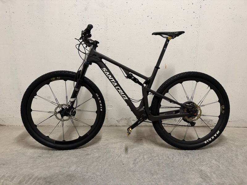 Used Santa Cruz Blur XE C 2018 2018 MTB