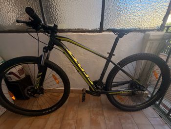 Käytetty Scott Aspect 970 2021 2021 Mountainbike — kuva 2 / 13